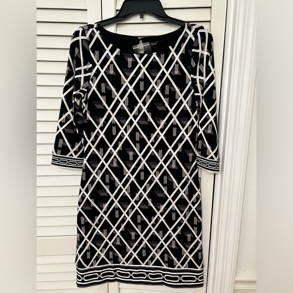 White House Black Market printed dress. 3/4 sleeves. Brand new. Never worn.